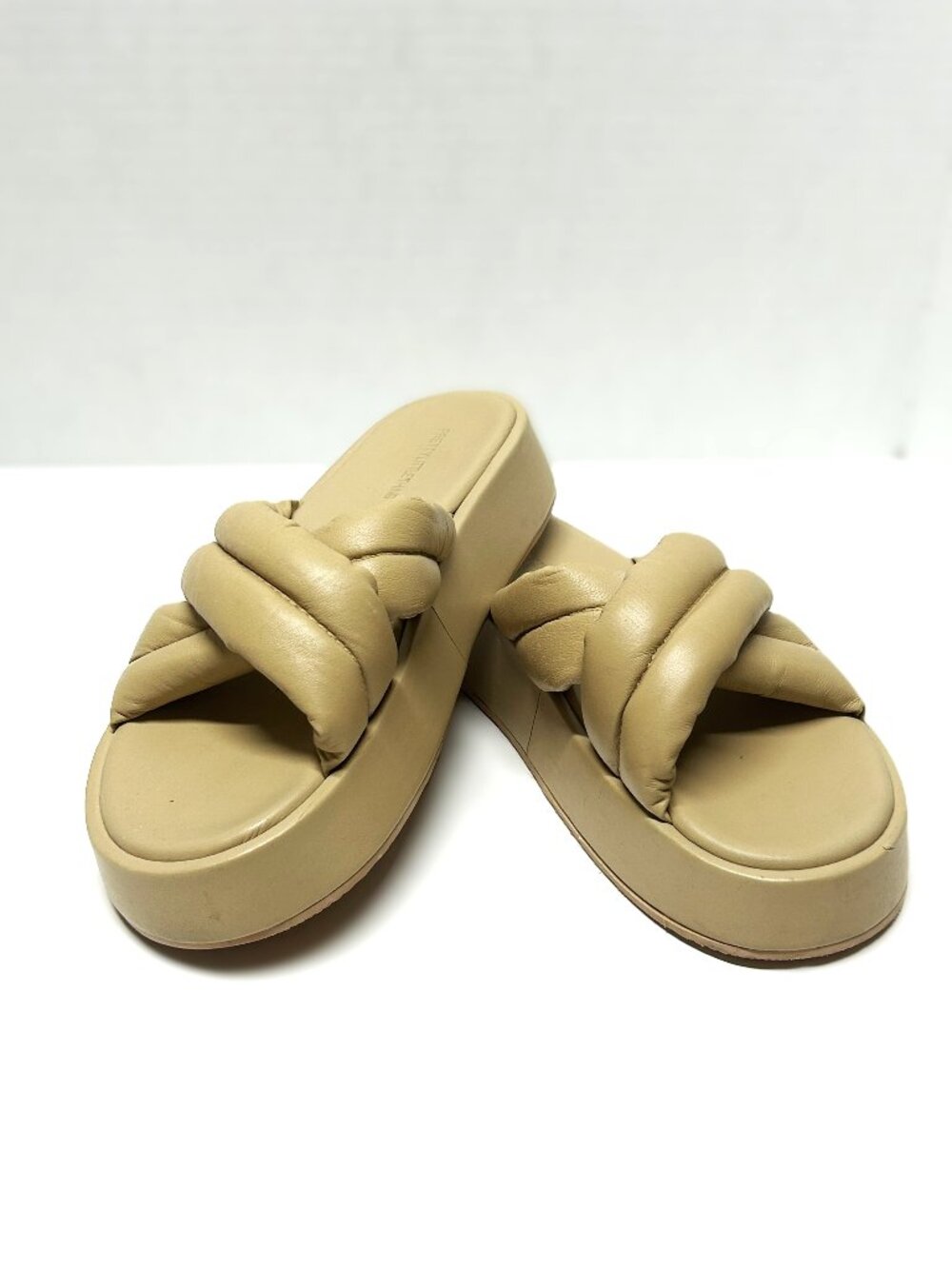 Pretty Little Things puffy tan slides size 9